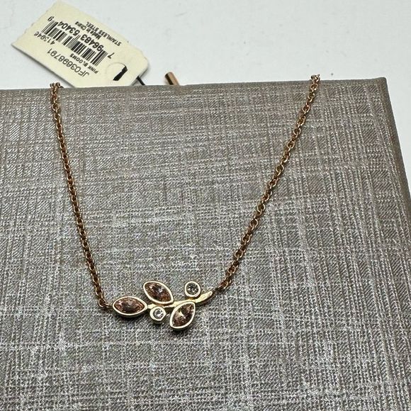 NWT!! Fossil Women's Rose Gold-Tone Chain Bracelet - Picture 4 of 4